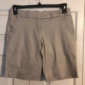 THE LIMITED Drew Fit Size 8 Women's Khaki Shorts Modest Cotton Stretch Neutral